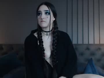 webcam girl charlotte_germanotta_ live cam image #5263931