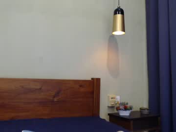 webcam girl hersheys_aran live cam image #3944584