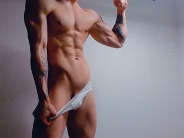 webcam man l_adonis_l live cam image #823740