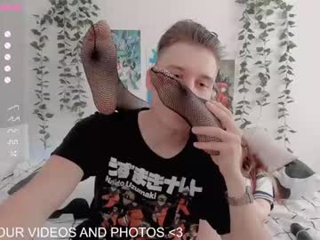 webcam couple alicekaneky_xx live cam image #1987442
