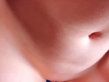 webcam girl littlee33 live cam image #2573870
