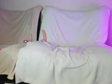webcam girl oksanafedorova live cam image #2098175
