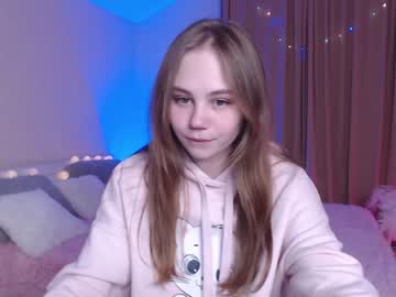webcam girl little__princesss1 live cam image #683187