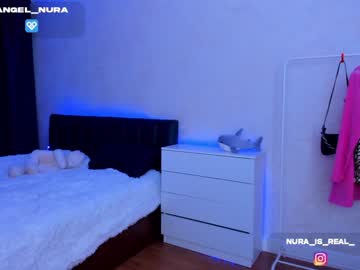 webcam girl 8a8y_nura live cam image #4093531