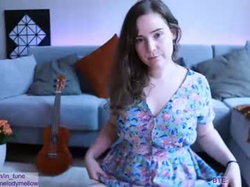webcam girl in_tune live cam image #272121