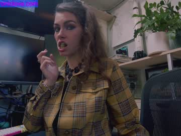 webcam girl chroniclove live cam image #2559377