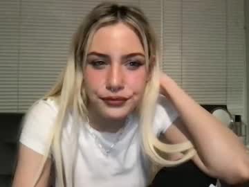 webcam girl atherealle live cam image #1722103