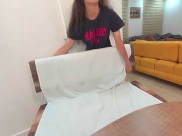 webcam girl ehotlovea live cam image #2452571