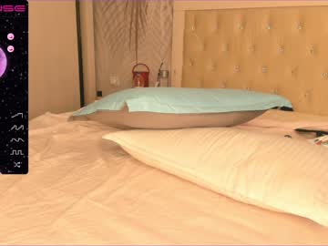 webcam girl sury_01 live cam image #1422373
