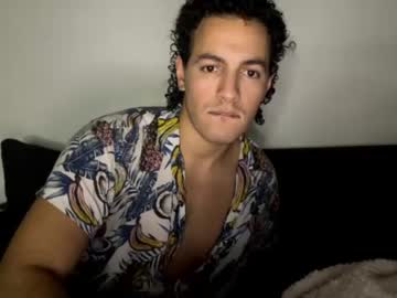 webcam couple chulo33333 live cam image #6118529