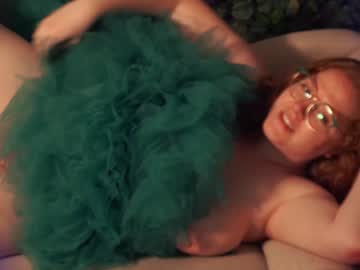 webcam girl missatomicginger live cam image #585983