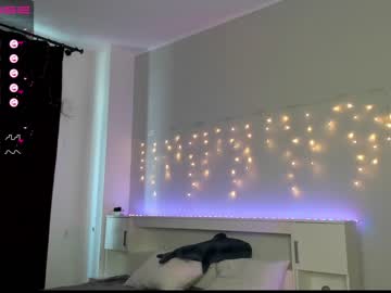 webcam couple vivi_beam live cam image #4053087