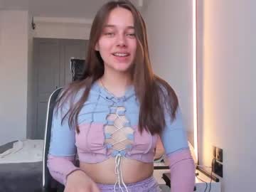 webcam girl eleonora_linn live cam image #2025909