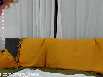 webcam girl cherry_deee live cam image #5102968