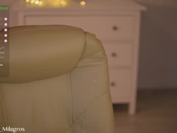 webcam girl mia_milagros live cam image #4464585