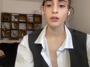 webcam girl wonderland_stia live cam image #5764176