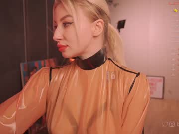 webcam girl bronnica live cam image #3932683