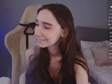 webcam girl lezyliza live cam image #5809344