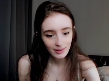 webcam girl lisawoo live cam image #1797893