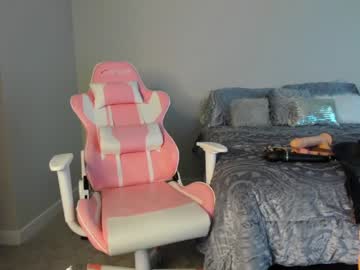 webcam girl angelina_fit live cam image #2892967