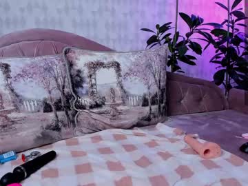 webcam girl lika_moon live cam image #3154622