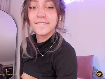 webcam girl maxine_8 live cam image #2781325