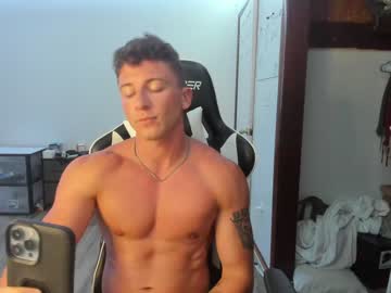 webcam couple cowsgomoo101 live cam image #2057119