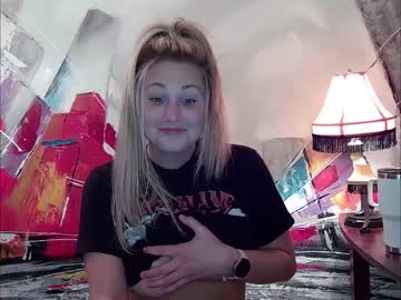 webcam girl piercedgamer live cam image #4865333