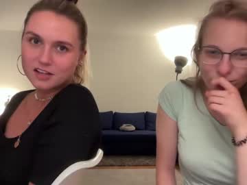 webcam girl sarahsapling live cam image #5363867