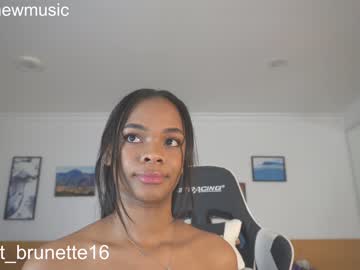 webcam girl camilitasu live cam image #2624939