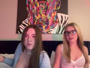 webcam girl tiffany_samantha live cam image #6797313