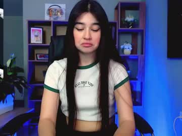 webcam girl little_juliaa live cam image #2304689