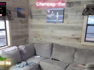 webcam girl champagnefun live cam image #1747549