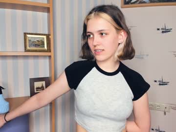 webcam girl sun_like_hugs live cam image #4457038