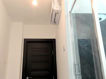 webcam girl hotfallingdevil live cam image #2461974