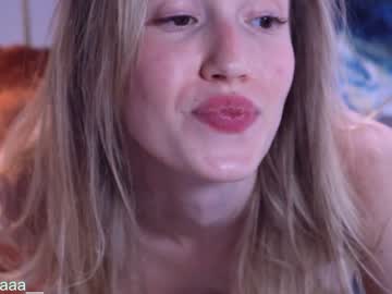 webcam girl lolly_bella_ live cam image #4675149