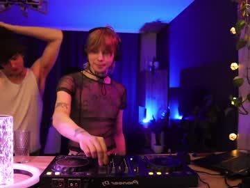 webcam man boyfromanothercity live cam image #6292527