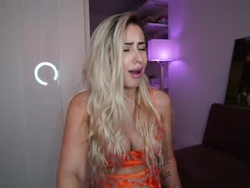 webcam girl laurabae_ live cam image #1550983