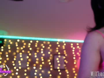 webcam girl milf_lacey live cam image #2165477
