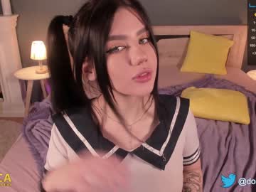 webcam girl dolly_nn live cam image #4060562