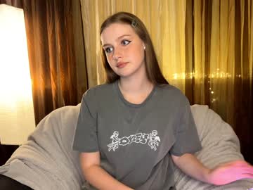 webcam girl cute_siberian_girl live cam image #4982869