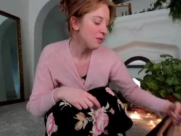 webcam girl pretendlunch live cam image #1639859