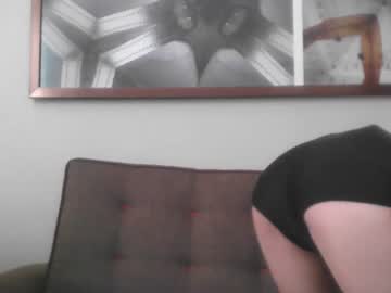 webcam couple skye_high_ live cam image #2394333