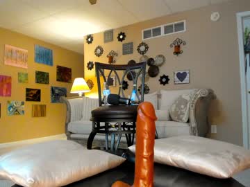 webcam girl eatmygingersnapps live cam image #2342963