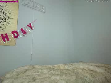 webcam girl 19honeysuckle live cam image #4372308