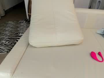 webcam girl dulceyjohn live cam image #2800041