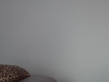 webcam girl beyllove_d live cam image #5443547
