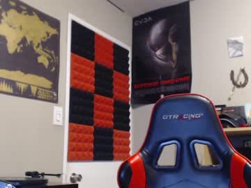 webcam couple lonewolfffy live cam image #1453710