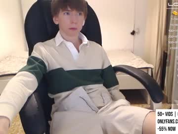 webcam man buddybody live cam image #3929963