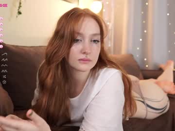 webcam girl iara_mi live cam image #6736843